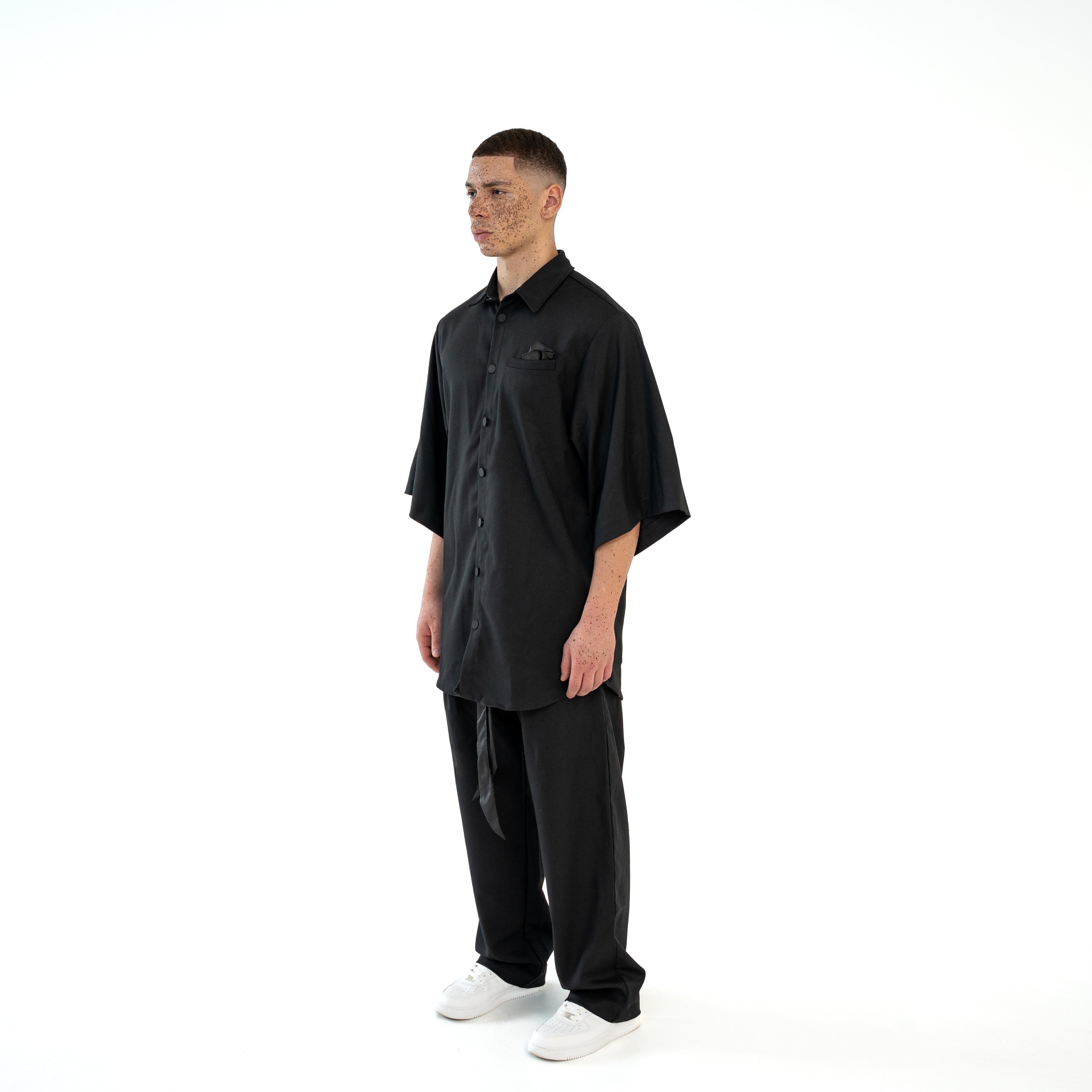 Shirt "OUTFIELD" – Oversized Unisex Shirt aus Premium-Baumwolle