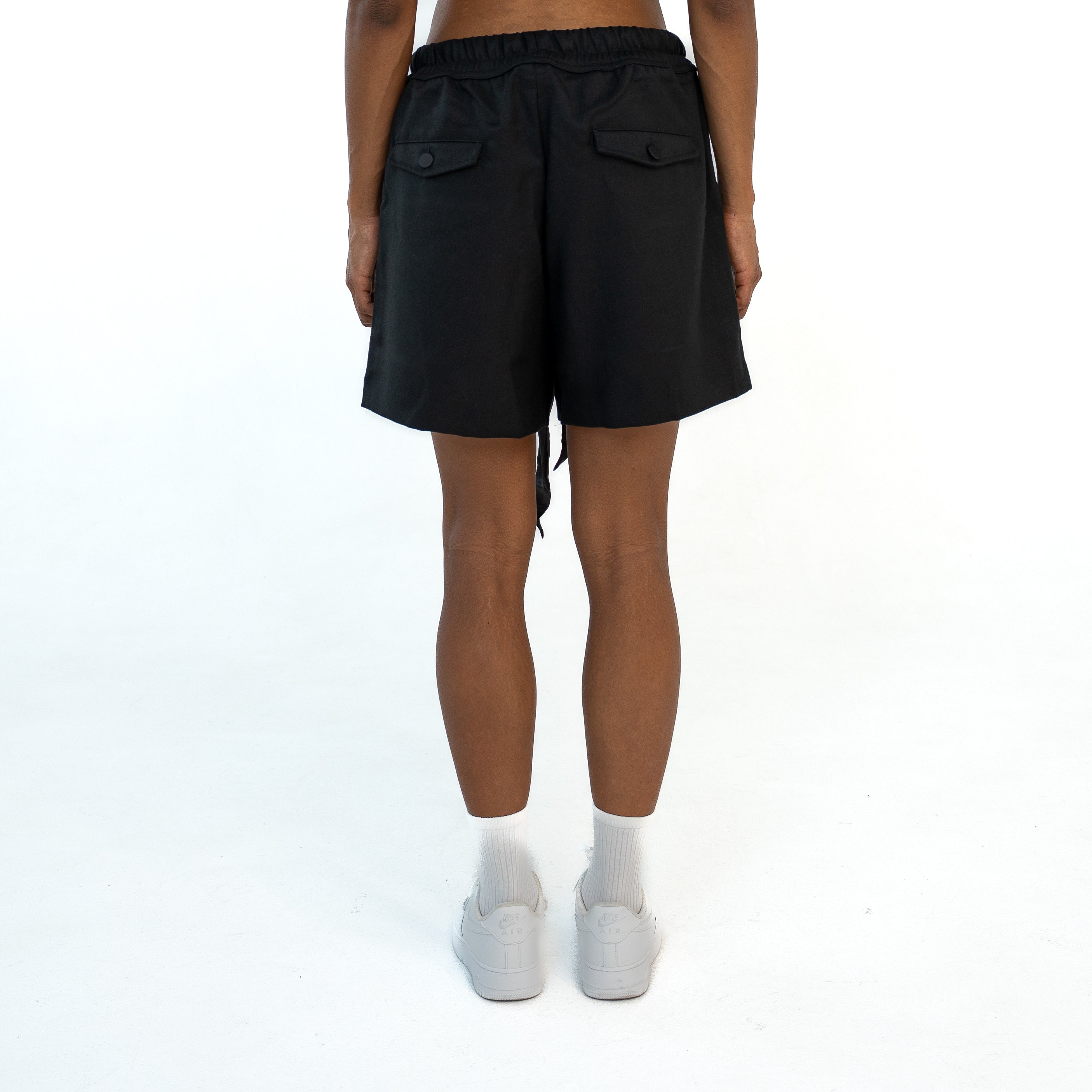 Shorts "VALLET" – Unisex Shorts mit Satinbändern